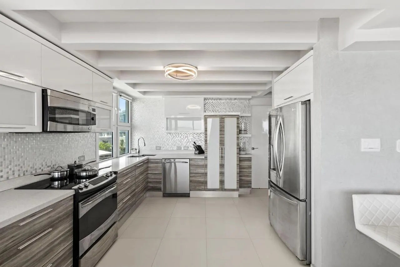 Amapola Seaside Beach Front Apartment San Juan